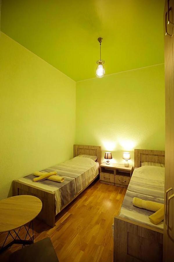 Nickos Hotel Kutaisi Exteriör bild